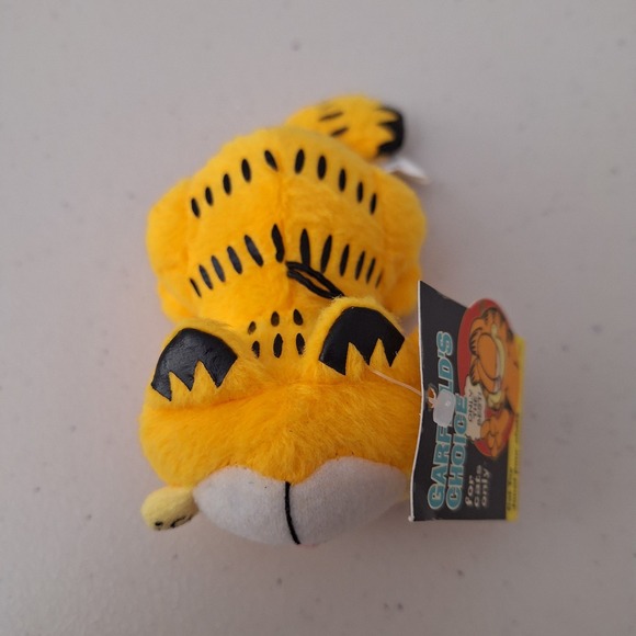 Vintage PAWS‎ Garfield's Choice  Garfield Cat Toy 4" - Picture 3 of 10